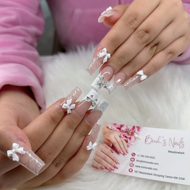 3D bow nail art at Binhs Nail Meadowlark